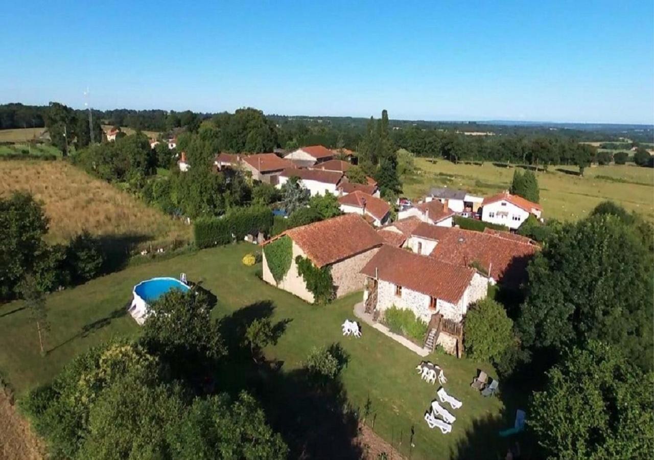 Tranquille Vienne Gites A Chirac Dept Charente 外观 照片