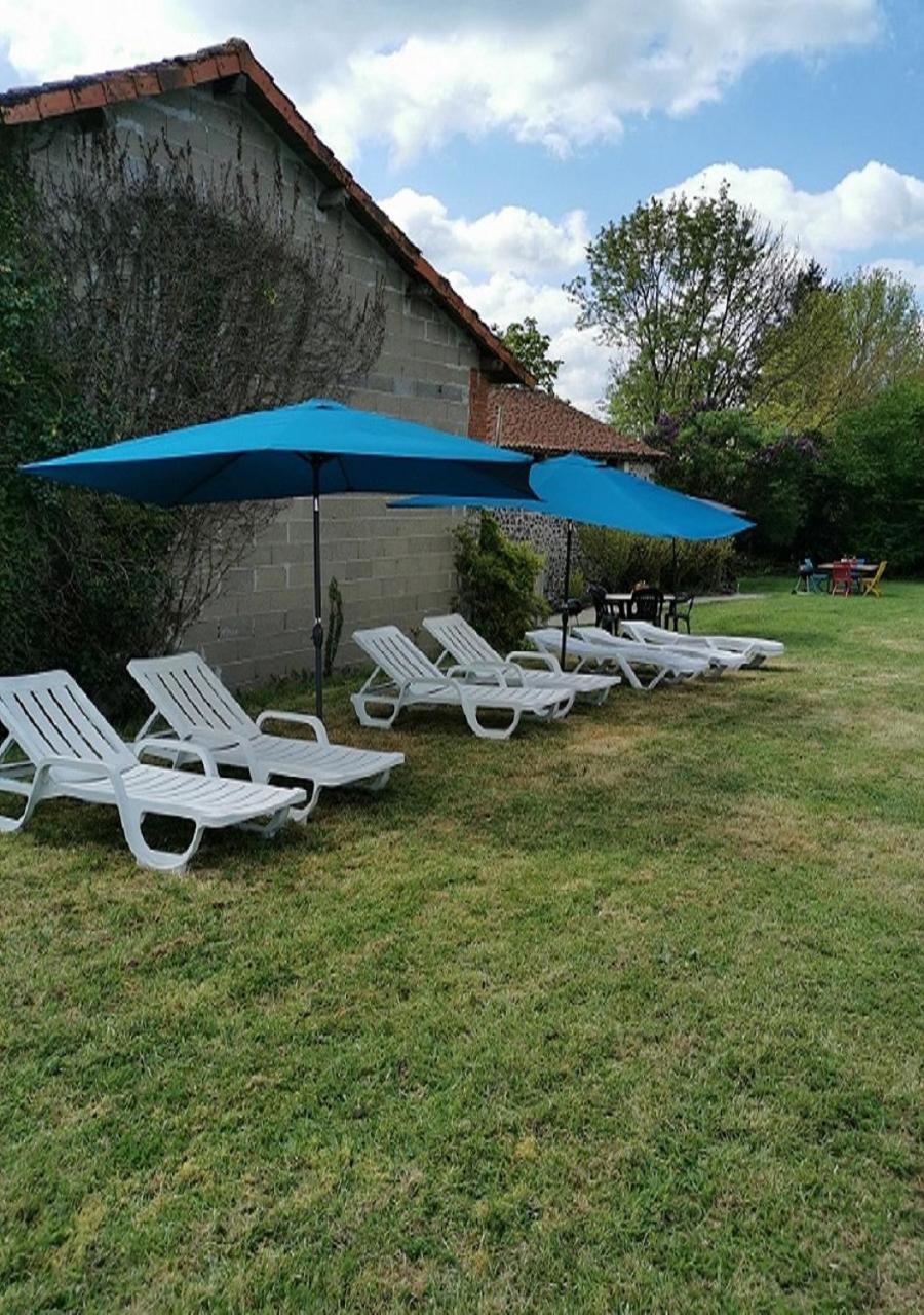 Tranquille Vienne Gites A Chirac Dept Charente 外观 照片