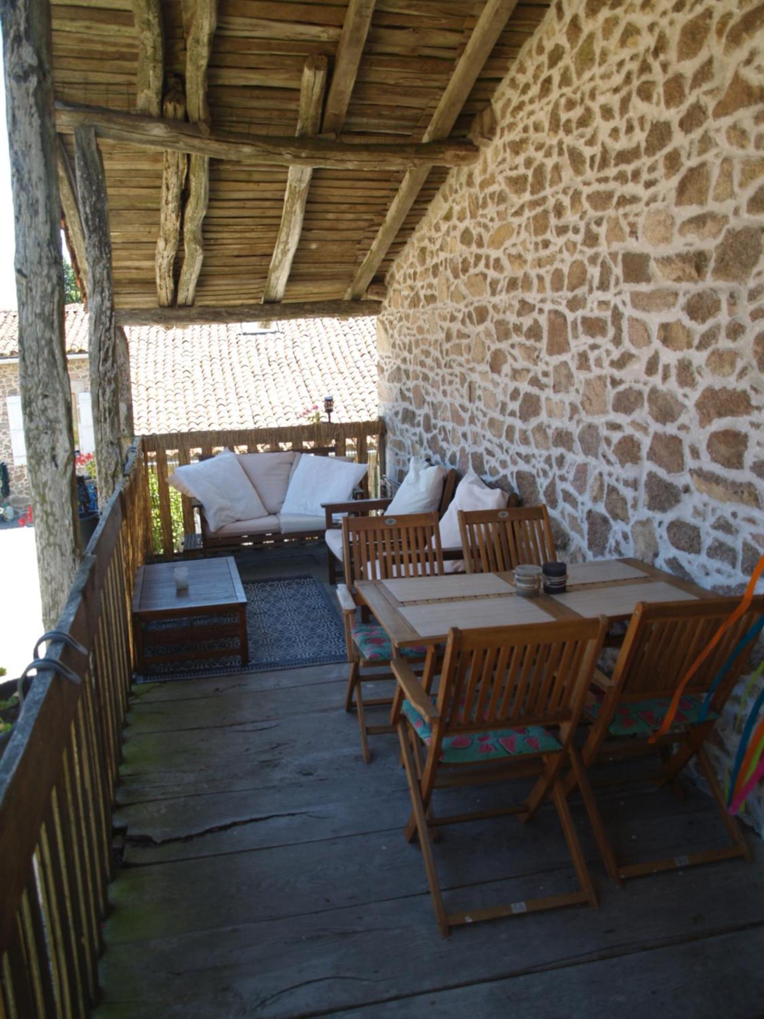 Tranquille Vienne Gites A Chirac Dept Charente 外观 照片