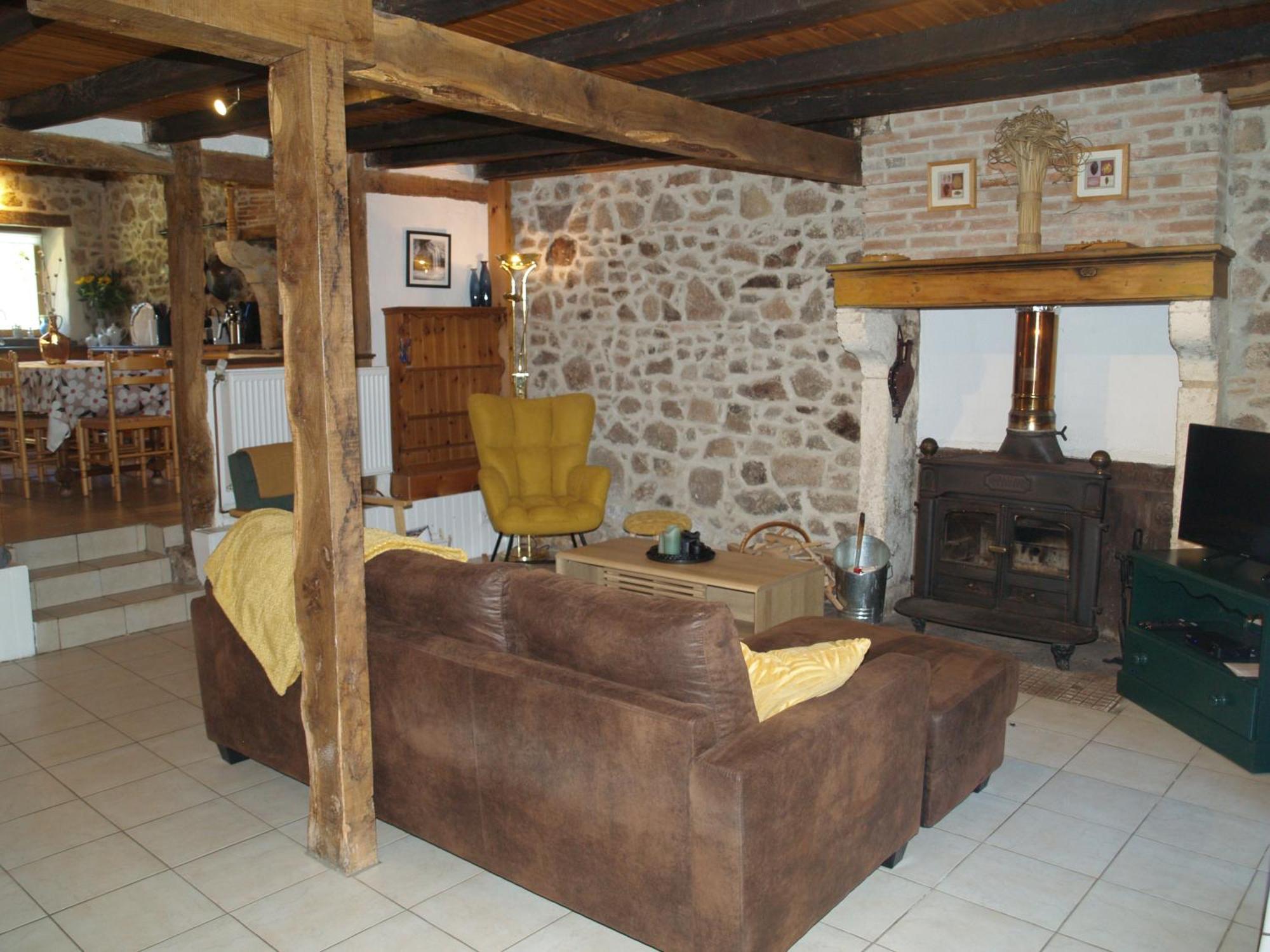Tranquille Vienne Gites A Chirac Dept Charente 外观 照片
