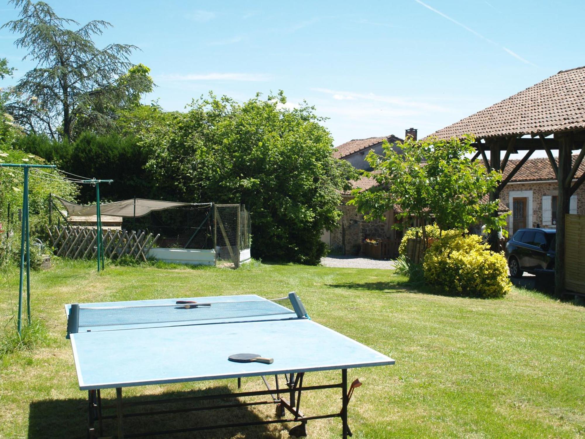 Tranquille Vienne Gites A Chirac Dept Charente 外观 照片