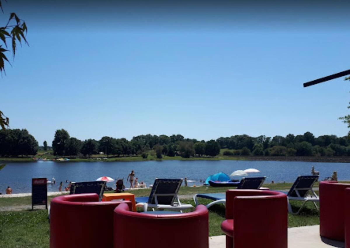 Tranquille Vienne Gites A Chirac Dept Charente 外观 照片
