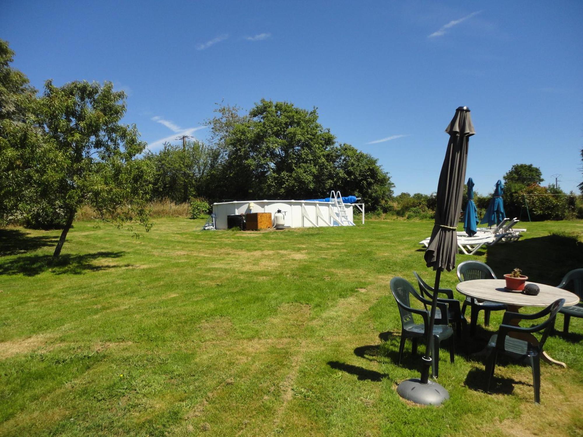 Tranquille Vienne Gites A Chirac Dept Charente 外观 照片